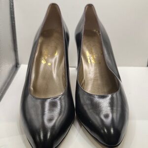 Evan Picone Classic Black Heels